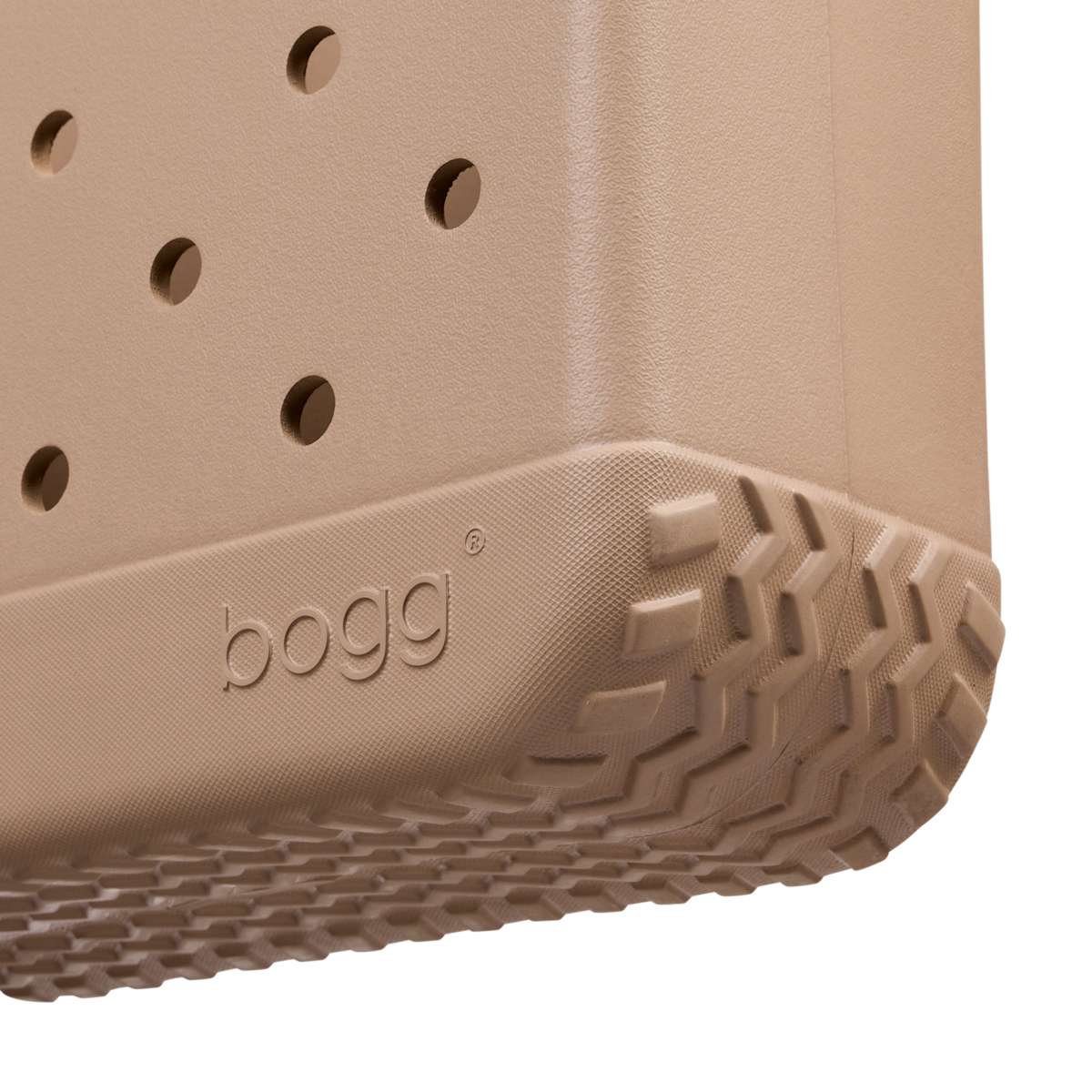 cloudinary__boggbag-ecom__image__upload__BM0214007_CAMEL_E__cld.png