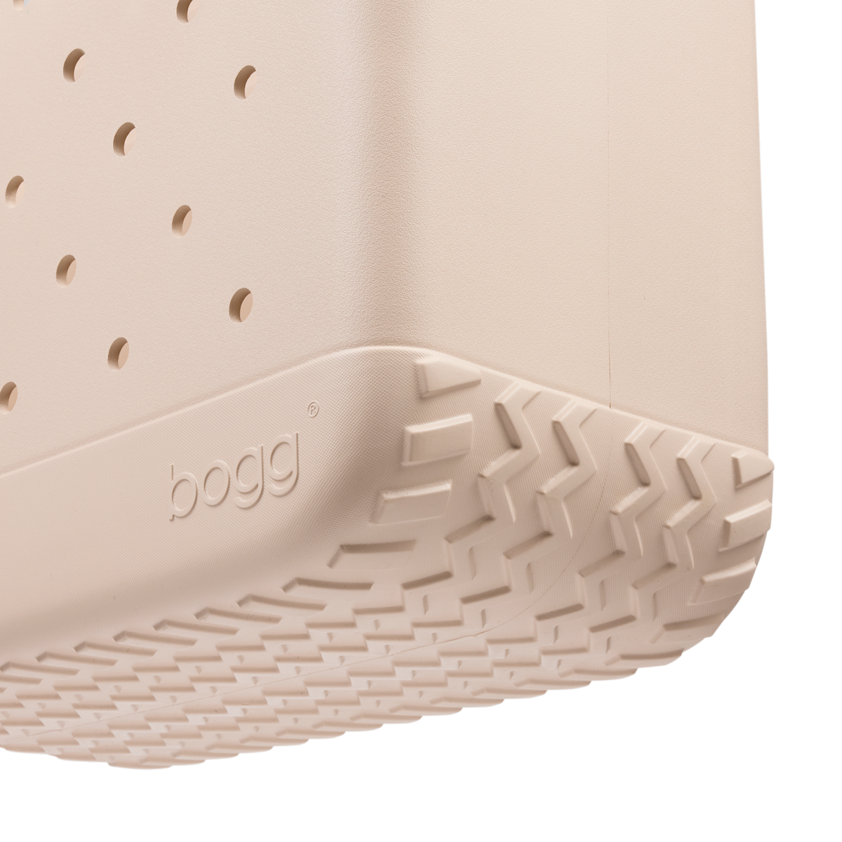 cloudinary__boggbag-ecom__image__upload__BM1610003_LINEN_E__cld.png