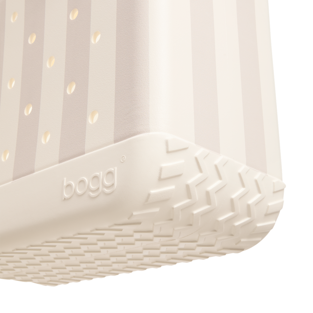 cloudinary__boggbag-ecom__image__upload__OB02_BSS01_E__cld.png